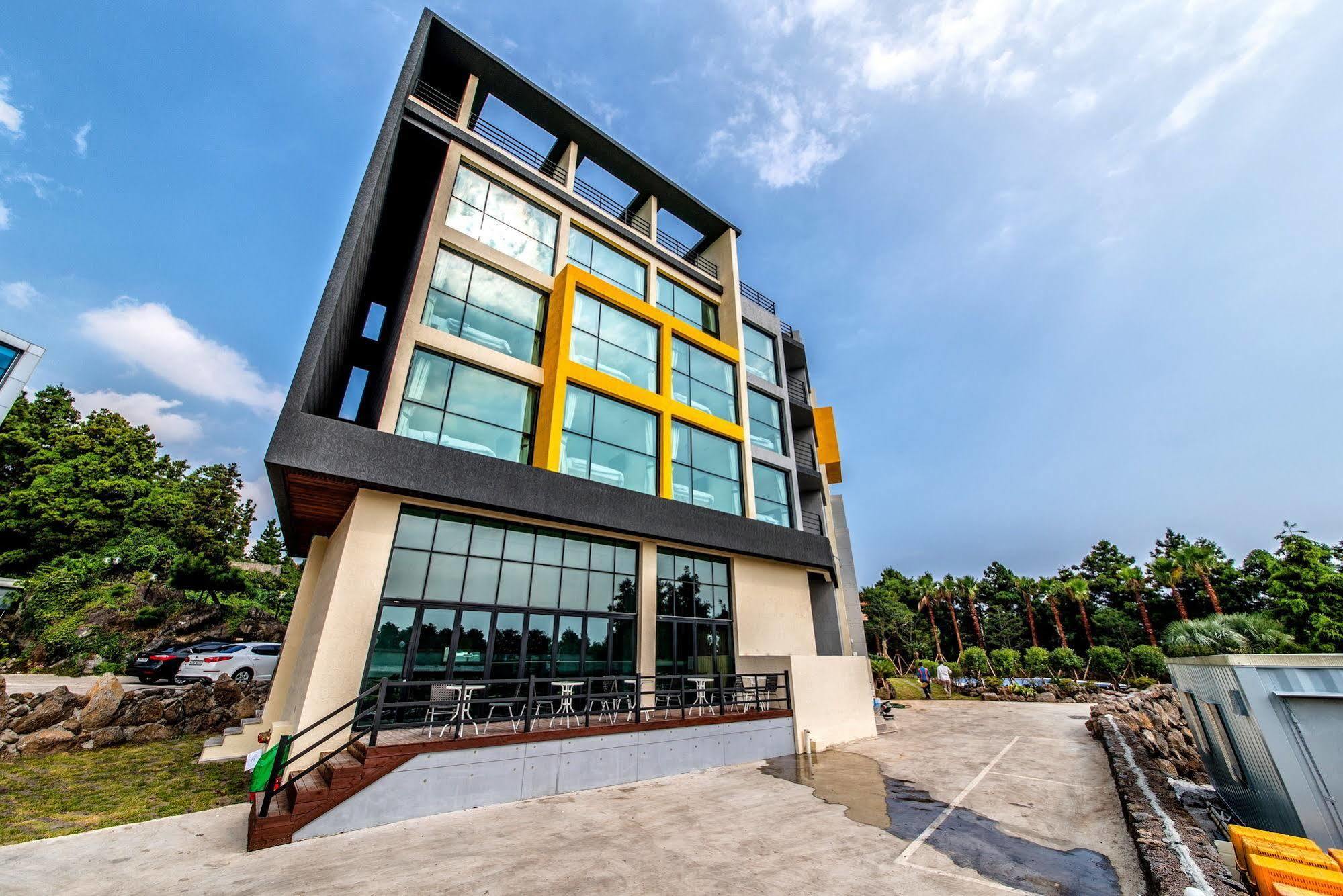 Sunrise Hotel Jungmun Branch Seogwipo Bagian luar foto
