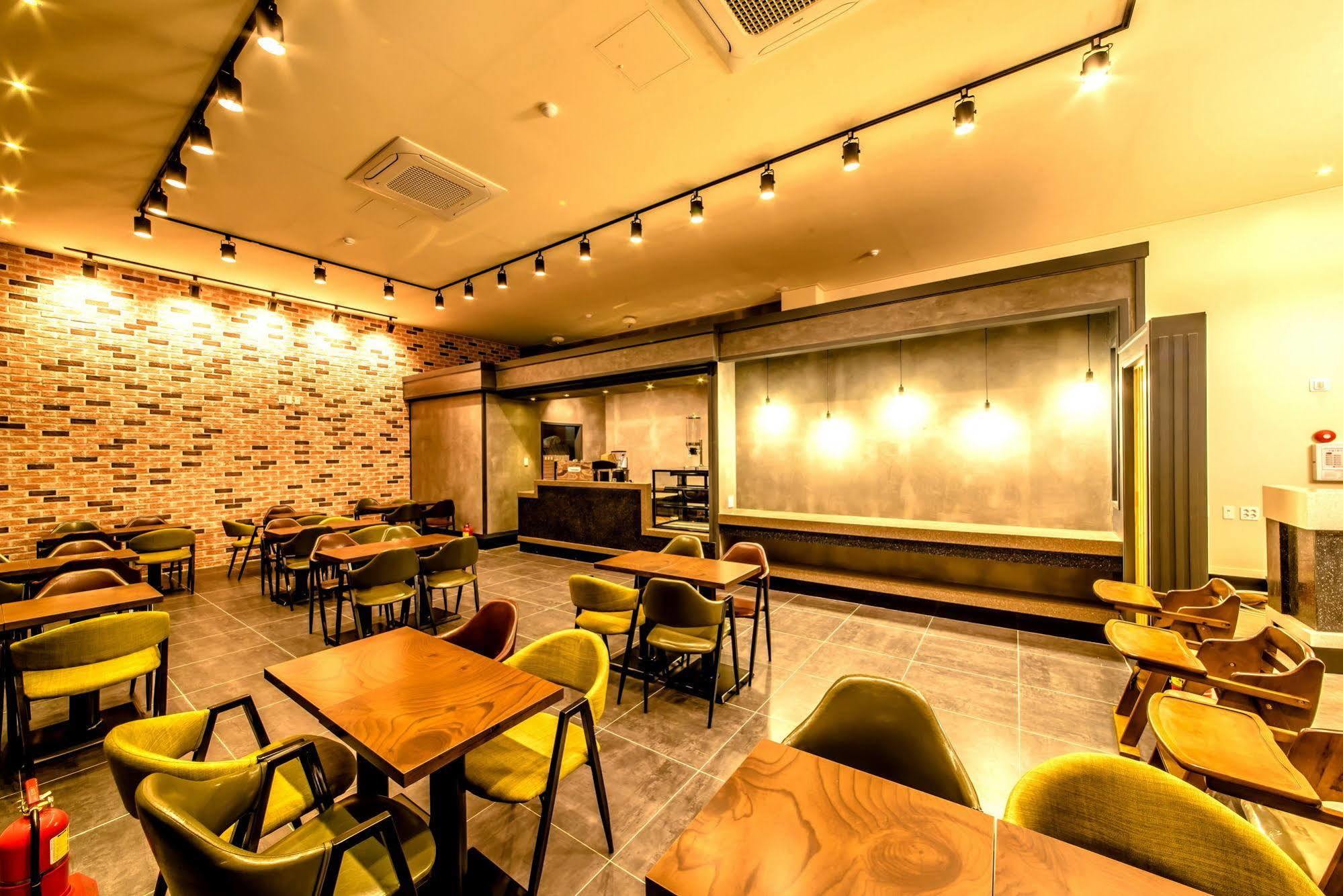 Sunrise Hotel Jungmun Branch Seogwipo Bagian luar foto