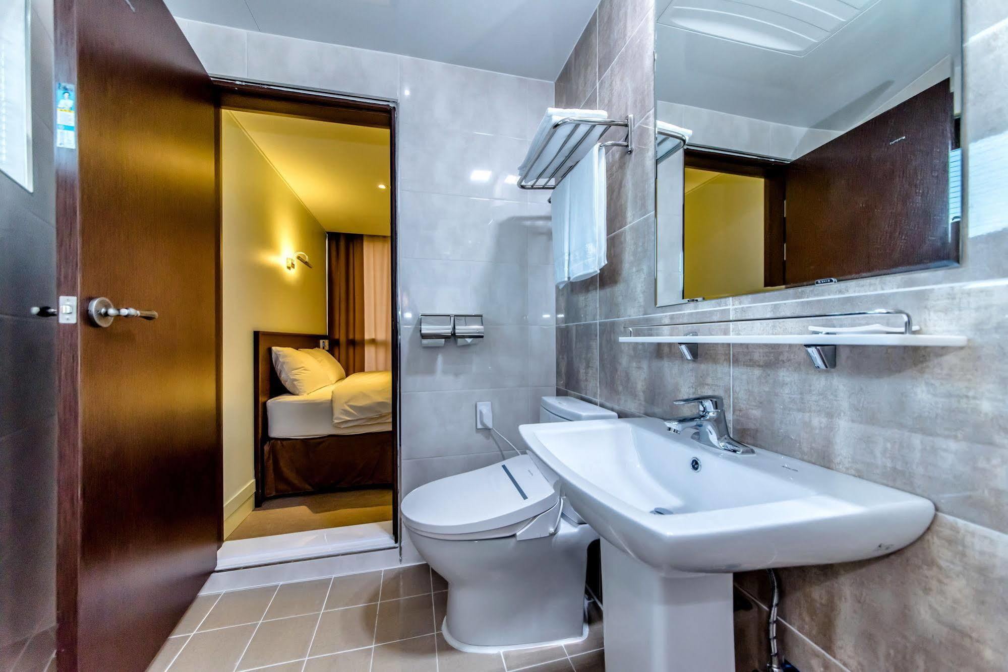 Sunrise Hotel Jungmun Branch Seogwipo Bagian luar foto
